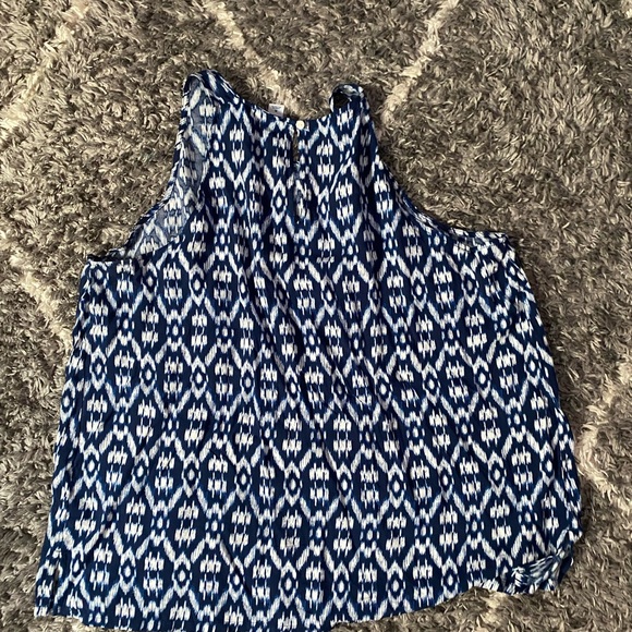 Old Navy Dressy Tank - Picture 3 of 3